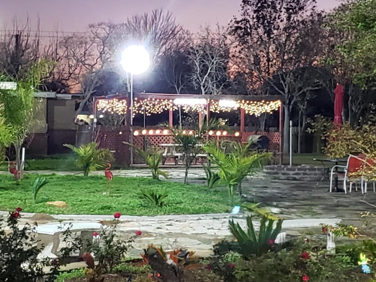 Gulf Crest Motel フリーポート エクステリア 写真